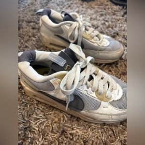 Nike Air Max 90 Futura Women’s Size 6 Gray Black White Shoes DZ4708 001 NBY